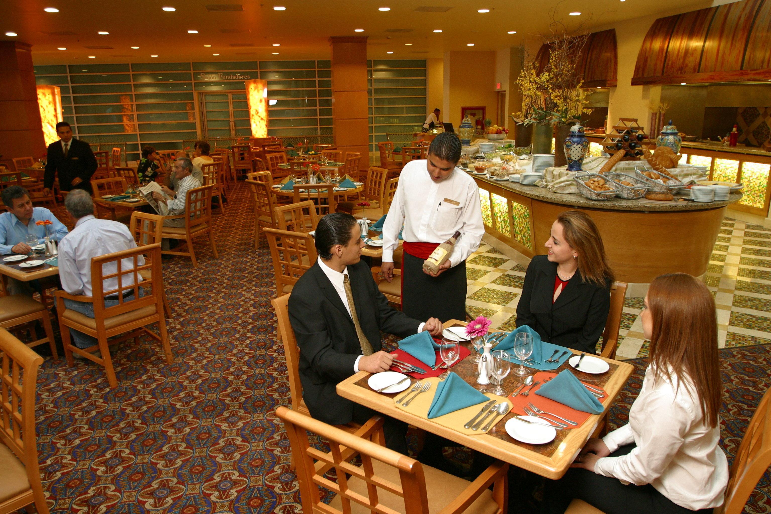 Crowne Plaza Torreon By Ihg Hotel Restaurant photo