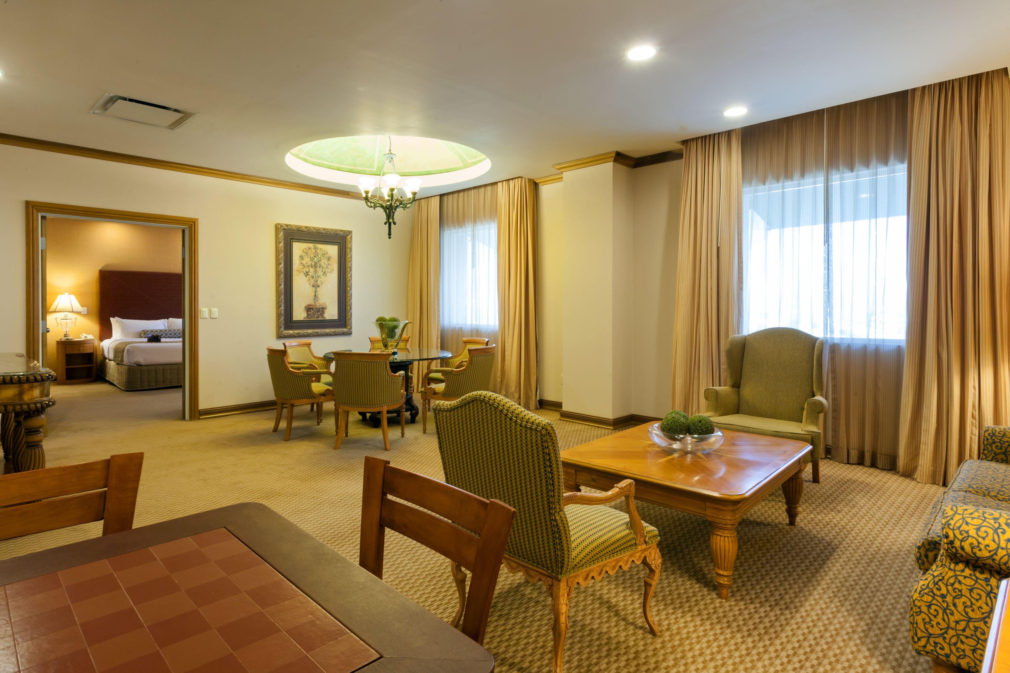 Crowne Plaza Torreon By Ihg Hotel Exterior photo