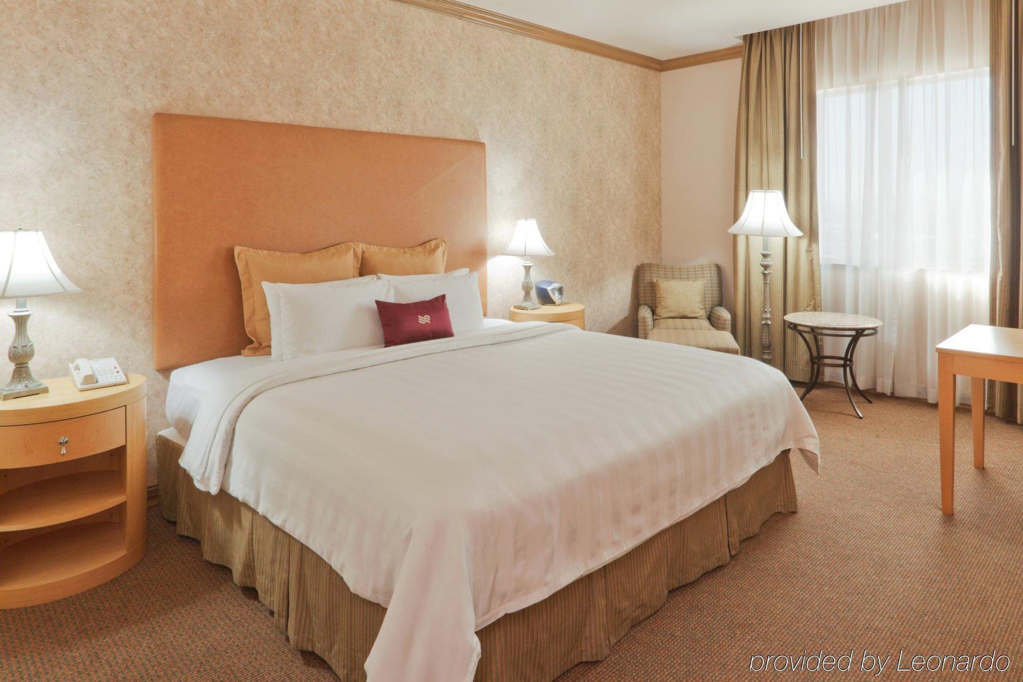 Crowne Plaza Torreon By Ihg Hotel Room photo